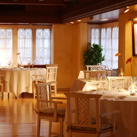 莫甘海滩热忱度假酒店 酒店 莫甘海滩