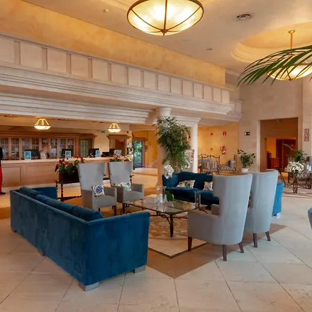 莫甘海滩热忱度假酒店 莫甘海滩