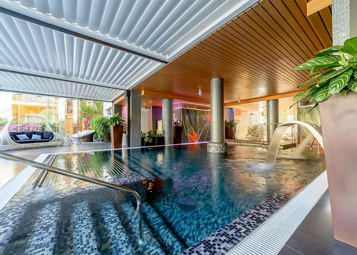 كورديال موجان بلايا 4*