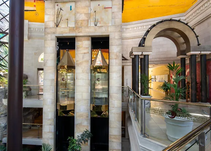 فندق كورديال موجان بلايا