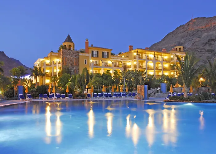 كورديال موجان بلايا 4* بويرتو دي موغان